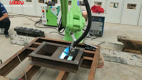 爾必地LBBBD焊接機器人焊接應用案例視頻7